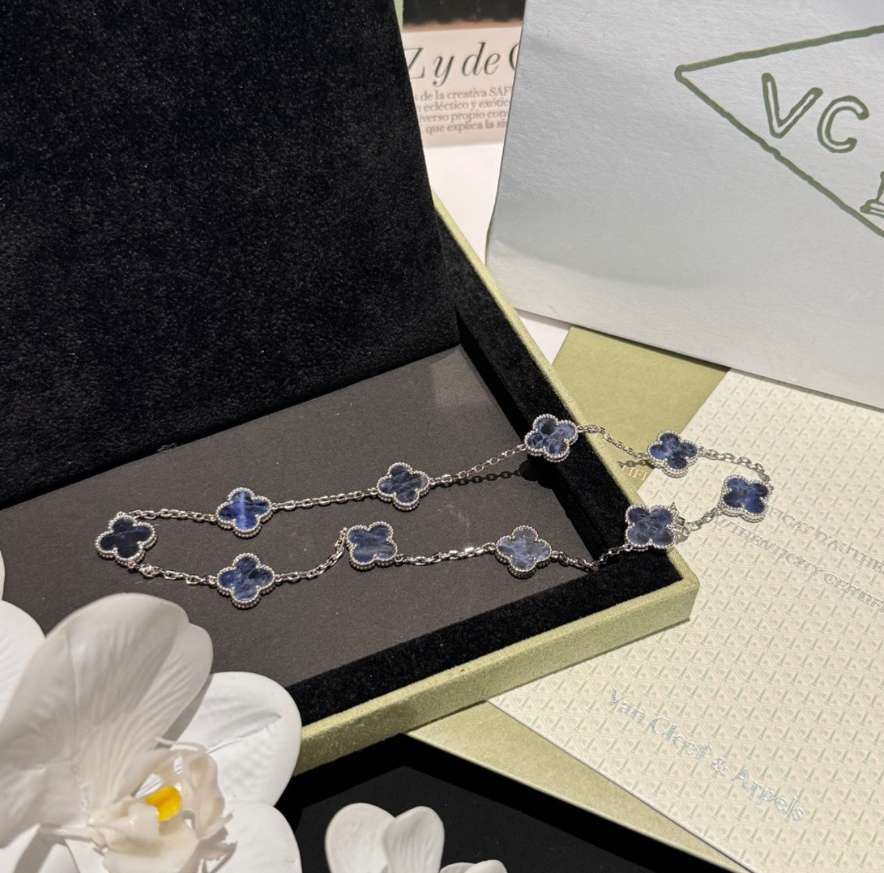 [Lumi Jewelry]CLOVER 10 MOTIFS BIDE STONE NECKLACE