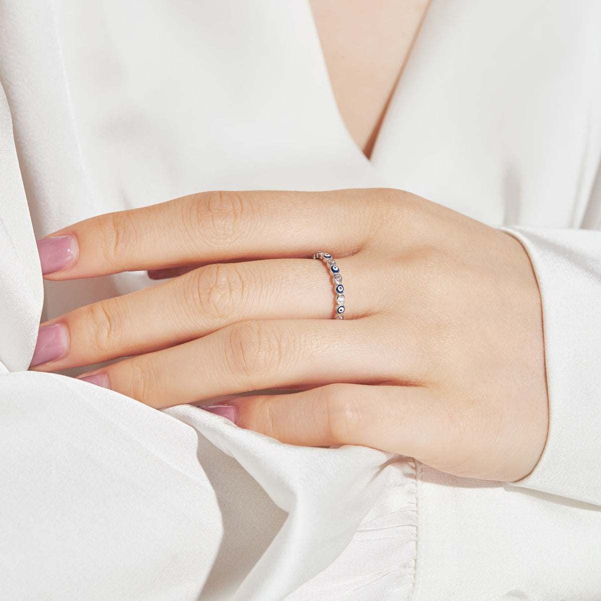 [Lumi Jewelry]Sparkling Vibrant Round Shape Daily Ring
