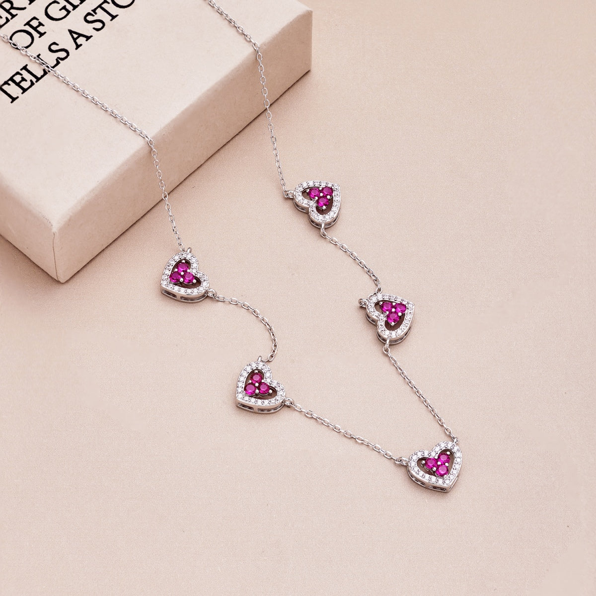 [Lumi Jewelry]Sparkling Five Heart Necklace