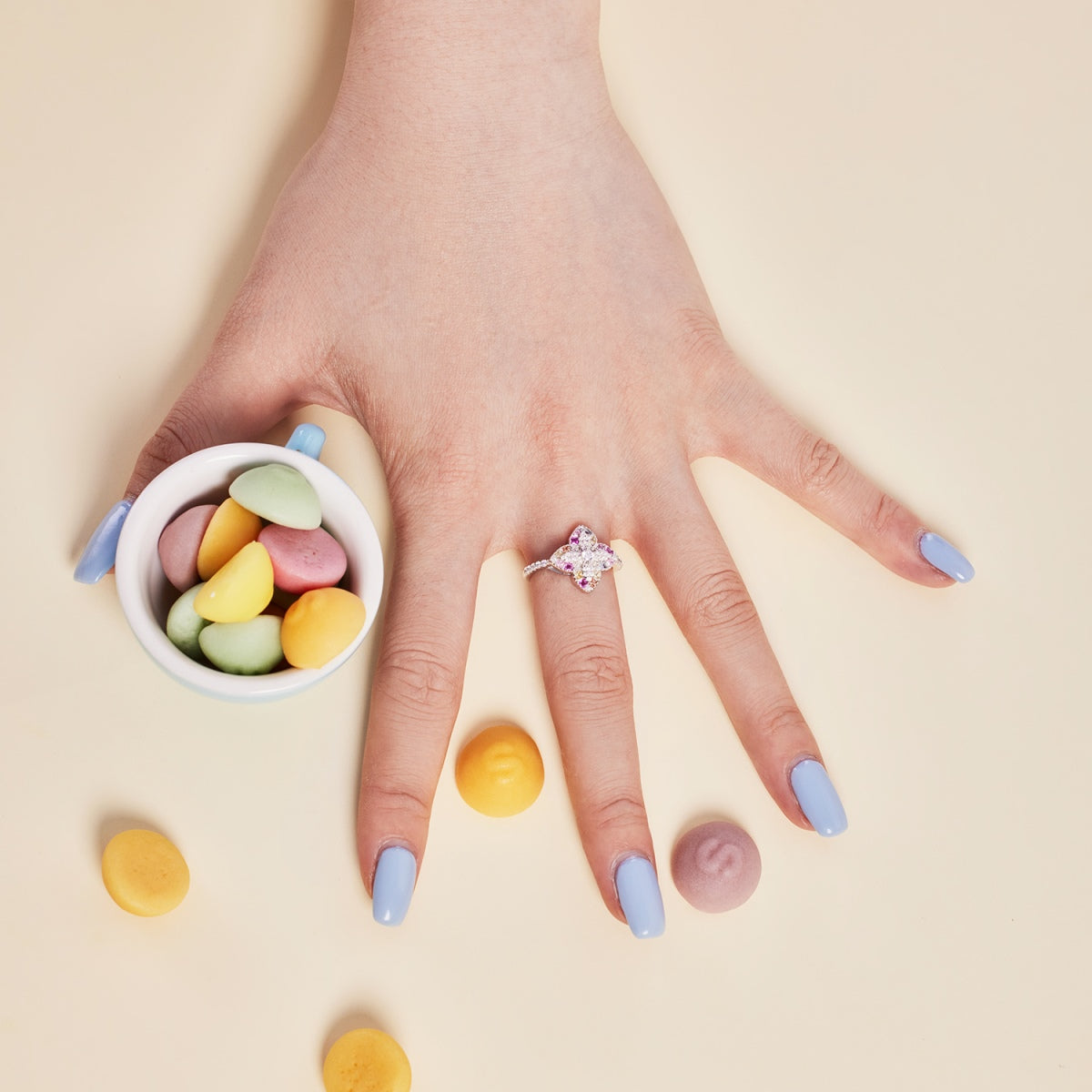 [Lumi Jewelry]Luxurious Colorful Flower Shape Banquet Ring