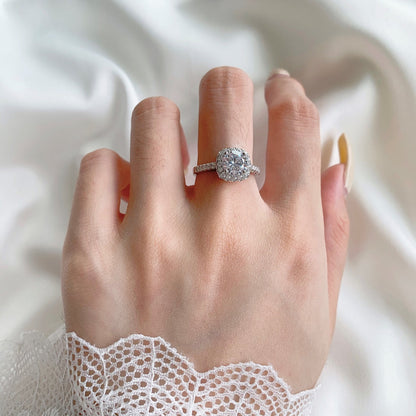 [Lumi Jewelry]Dazzling Resplendent Round Cut Wedding Ring
