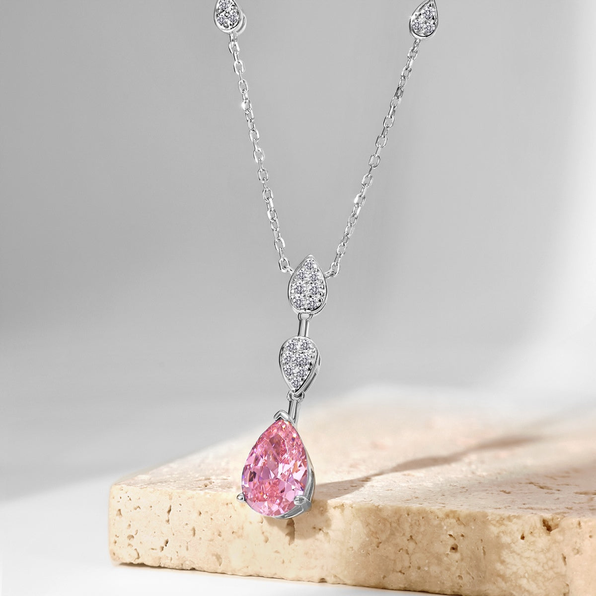 [Lumi Jewelry]Dazzling Pear Cut Necklace