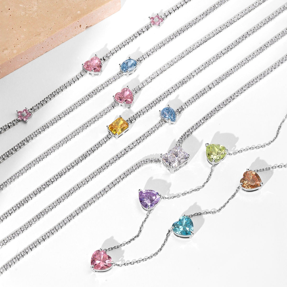 [Lumi Jewelry]Dazzling Pink Heart Flower Necklace