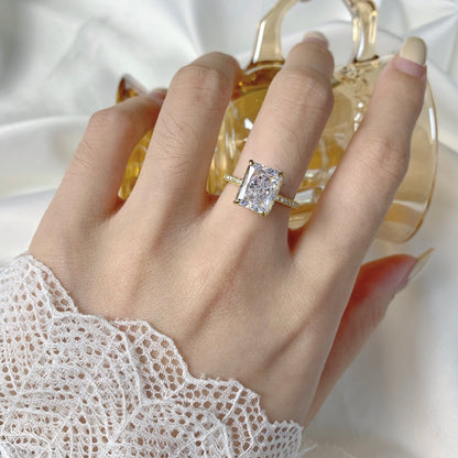 [Lumi Jewelry]4.0 Carat Luxurious Engagement Ring