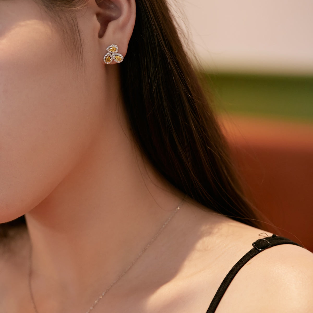 [Lumi Jewelry]Ornate Flower Shape Pear Cut Lover Earrings