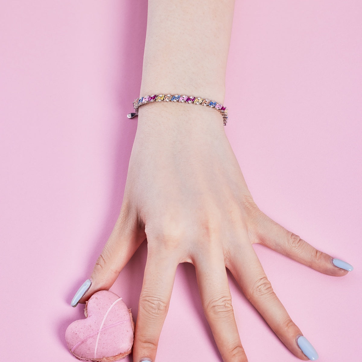 [Lumi Jewelry]Ornate Sparkling Multi Cut Party Bracelet