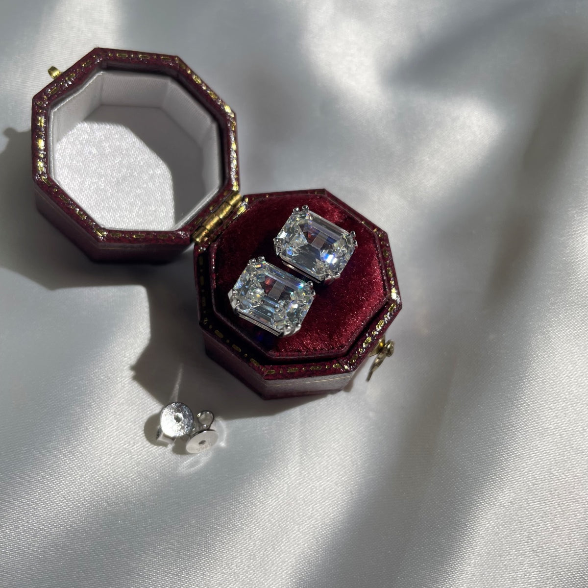[Lumi Jewelry]Dazzling Square Shape Earrings