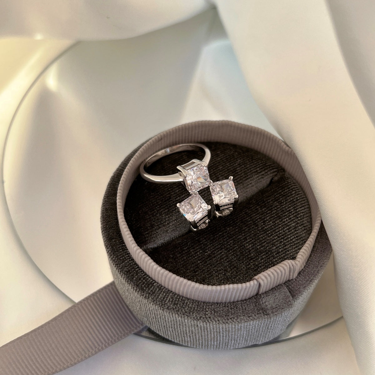 [Lumi Jewelry]1.0 Carat Radiant Princess Cut Wedding Earrings
