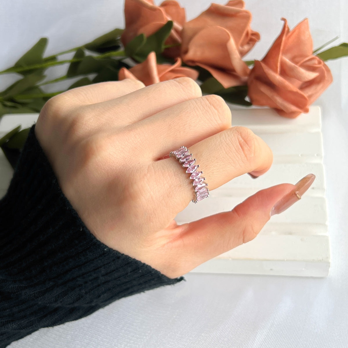 [Lumi Jewelry]Gorgeous Marquise Cut Tennis Ring
