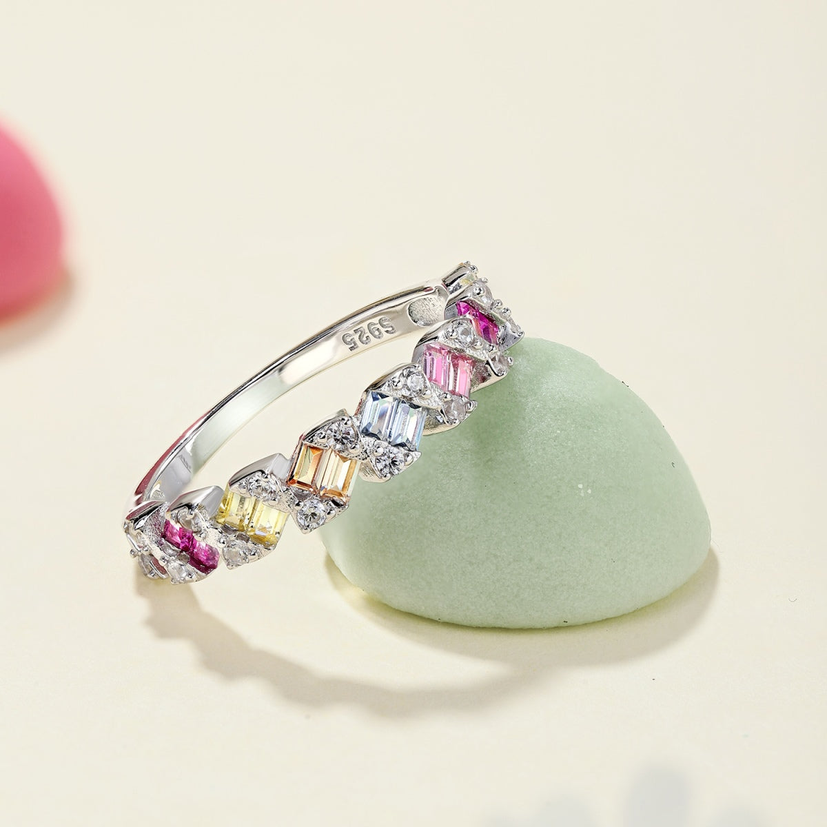 [Lumi Jewelry]Delicate Vibrant Emerald Cut Daily Ring