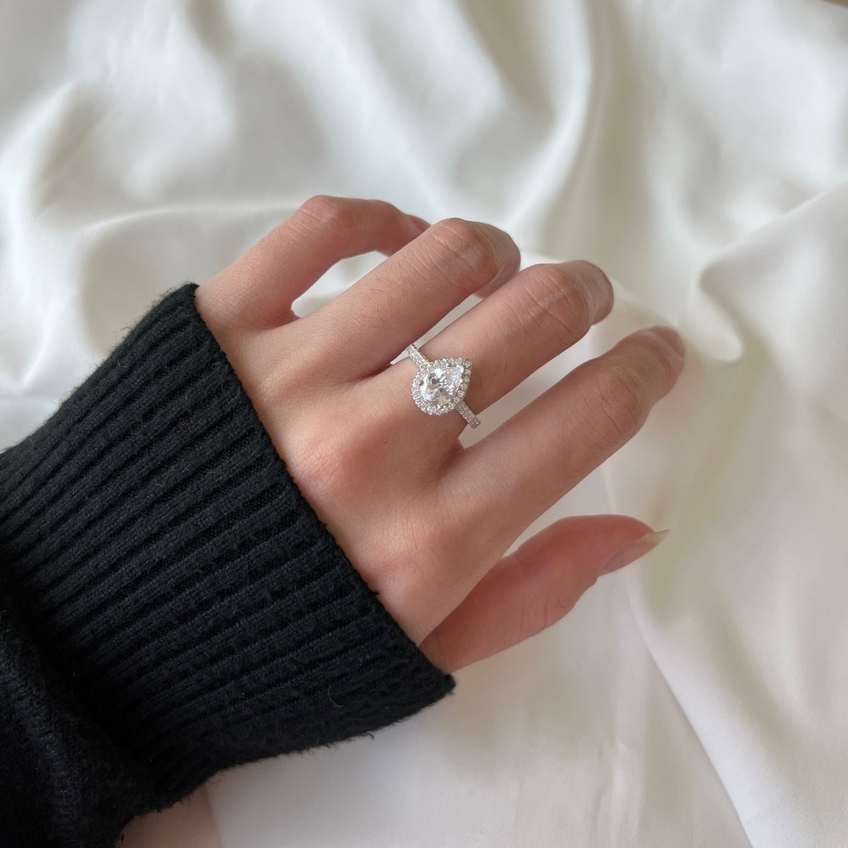 [Lumi Jewelry]1.0 Carat Luxurious Resplendent Water Drop Shape Wedding Ring