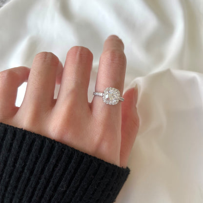 [Lumi Jewelry]Dazzling Resplendent Round Cut Wedding Ring