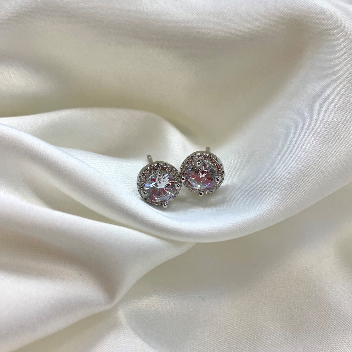 [Lumi Jewelry]Classic Princess Round Shape Earrings