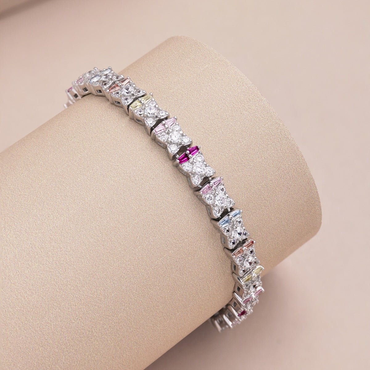 [Lumi Jewelry]Unique Colorful Flower Shape Daily Bracelet