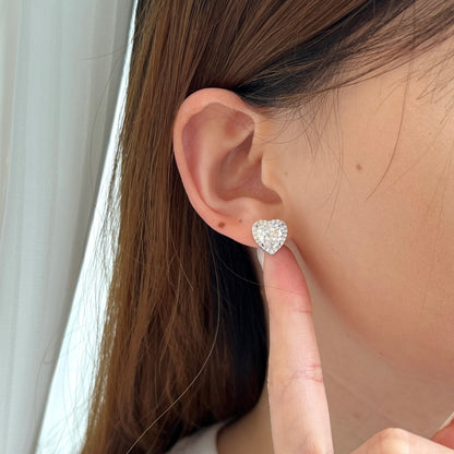 [Lumi Jewelry]Sparkling Heart Shape Lover Earrings