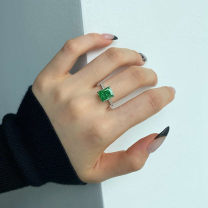 [Lumi Jewelry]4.0 Carat Luxurious Engagement Ring
