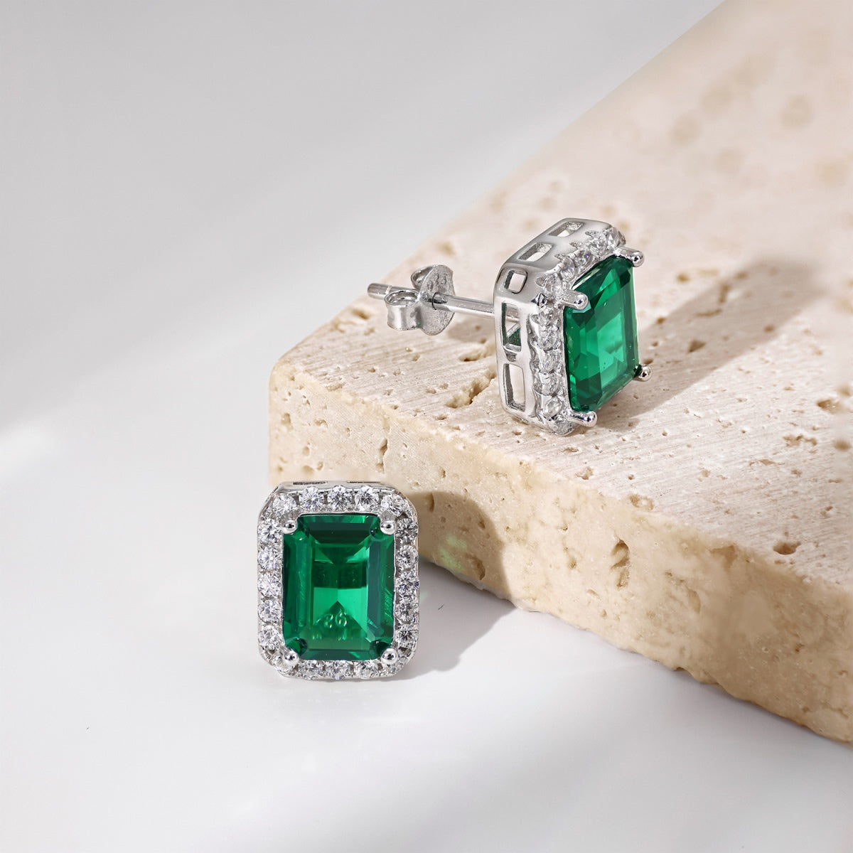 [Lumi Jewelry]Luxurious Dainty Emerald Cut Banquet Earrings