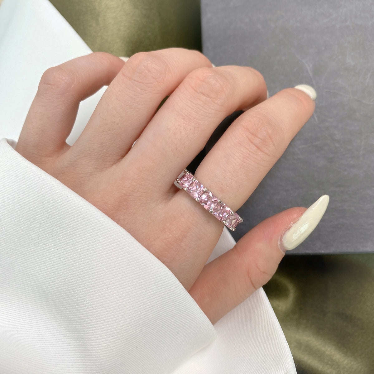 [Lumi Jewelry]Elegant Princess Cut Tennis Ring