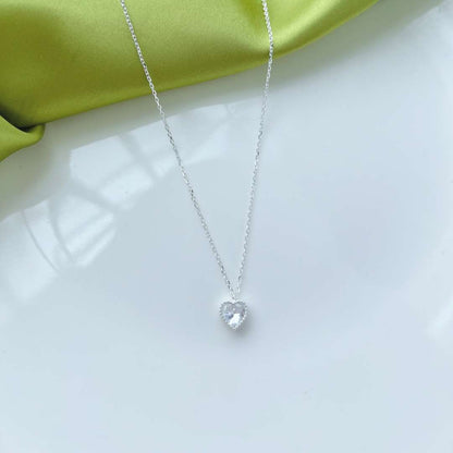 [Lumi Jewelry]Ornate Heart Shape Necklace