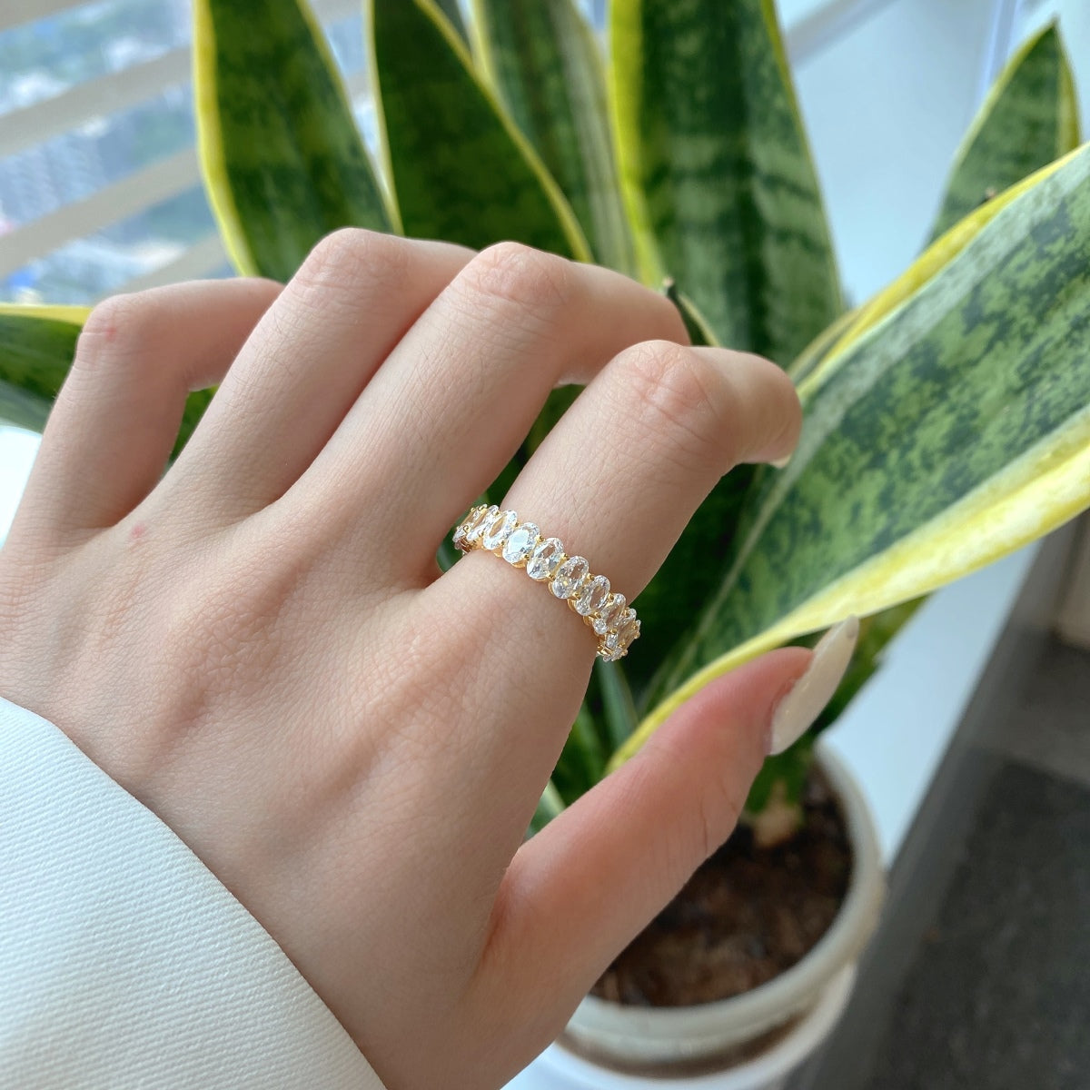 [Lumi Jewelry]Ornate Oval Cut Tennis Ring
