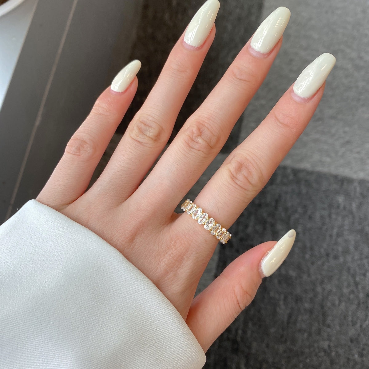 [Lumi Jewelry]Ornate Oval Cut Tennis Ring