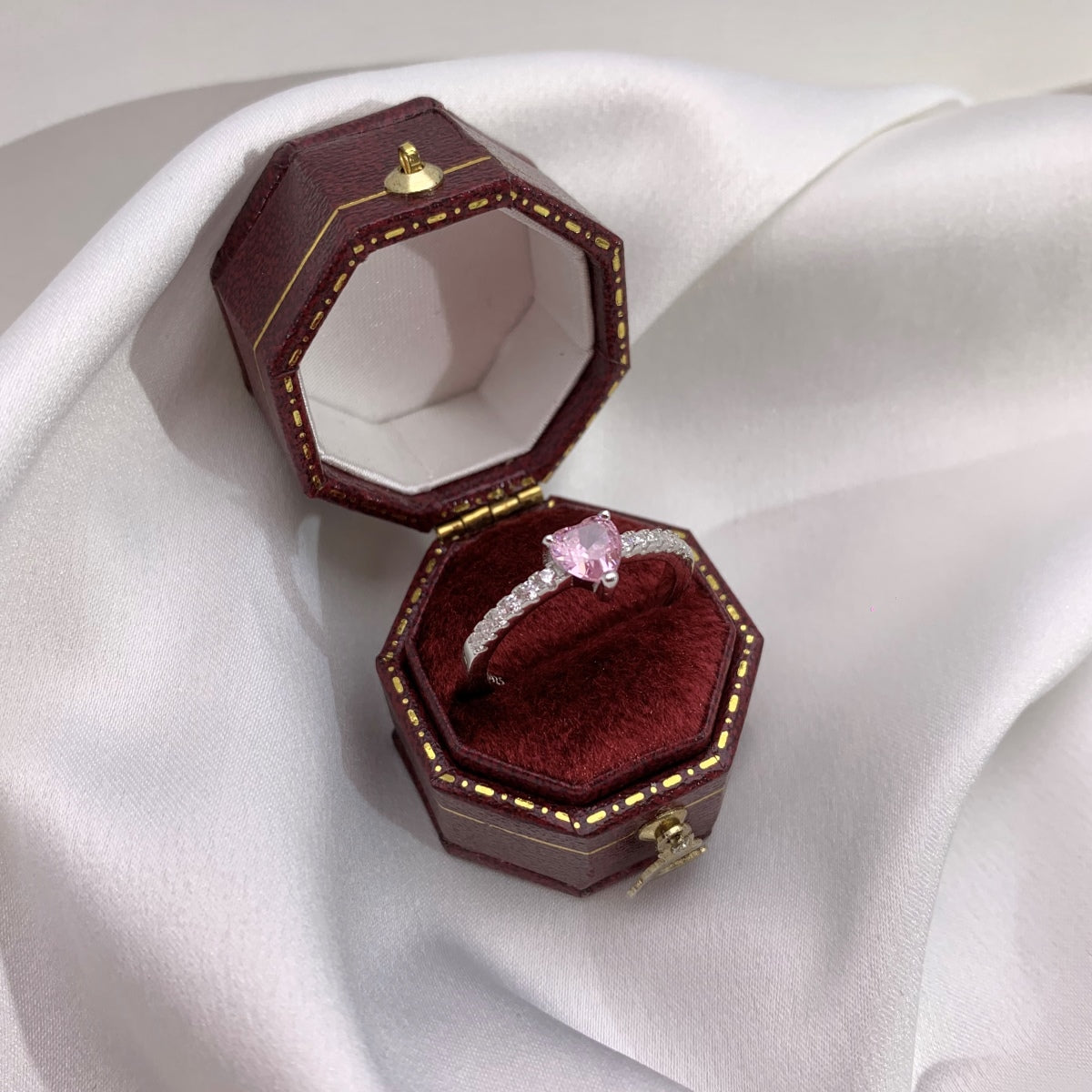 [Lumi Jewelry]0.5 Carat CaratEternity Charming Heart Shape Lover Ring