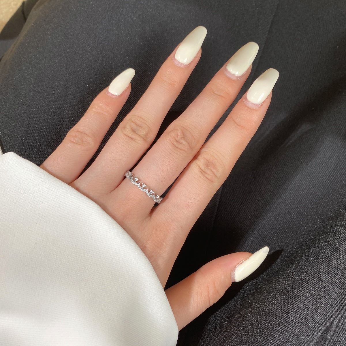 [Lumi Jewelry]Elegant Resplendent Round Shape Party Ring