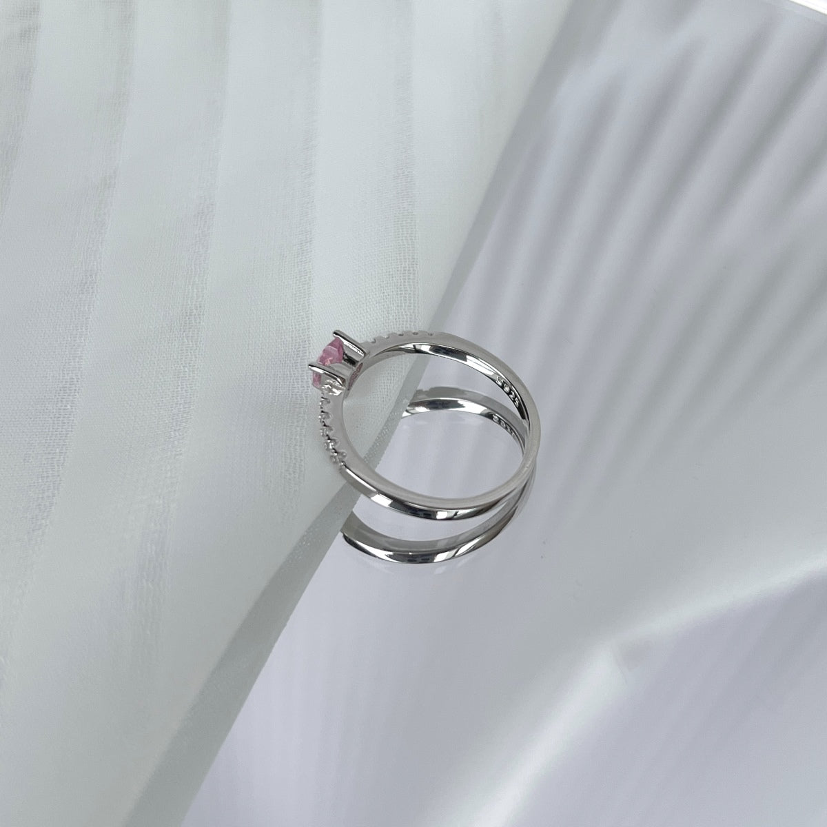 [Lumi Jewelry]0.5 Carat CaratEternity Charming Heart Shape Lover Ring