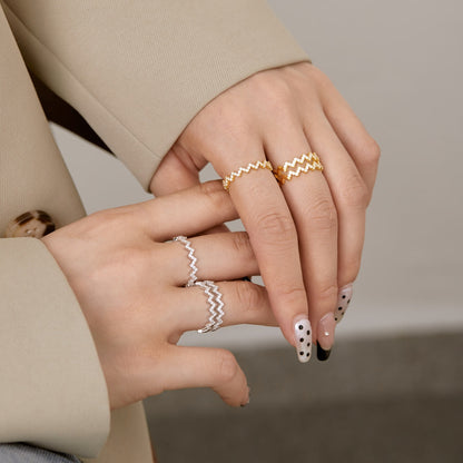 [Lumi Jewelry]Delicate Enchanting Wave Shape Daily Ring