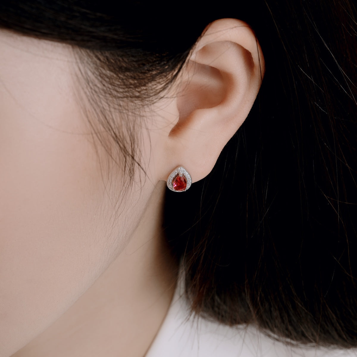 [Lumi Jewelry]Luxurious Water Drop Shape Earrings