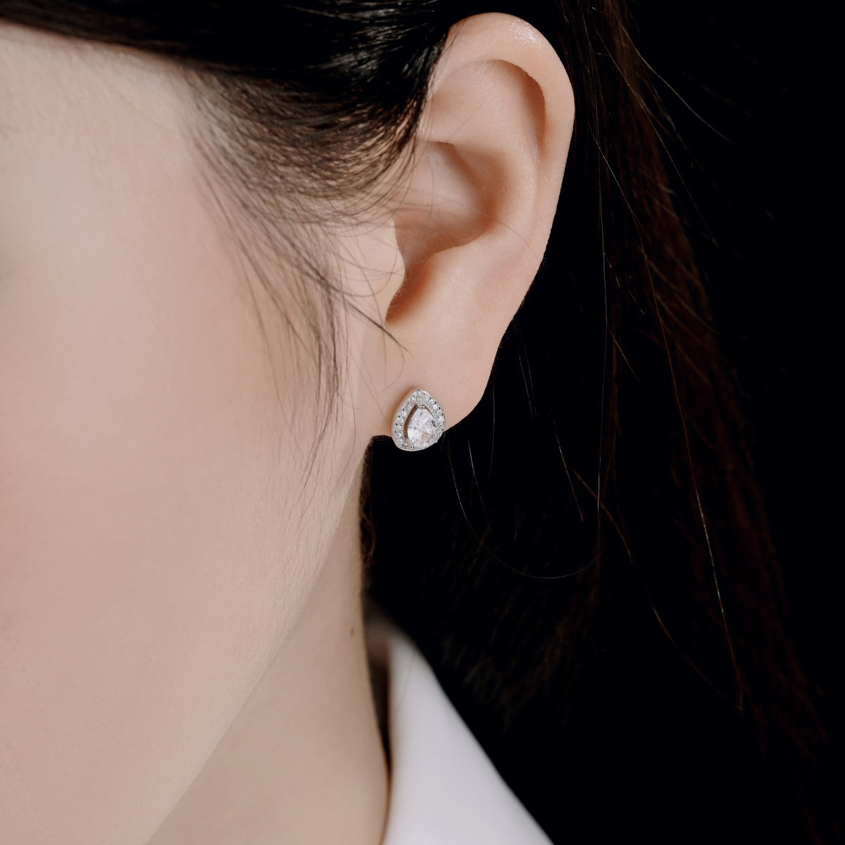[Lumi Jewelry]Luxurious Water Drop Shape Earrings