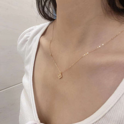 [Lumi Jewelry]Delicate Flower Shape Necklace