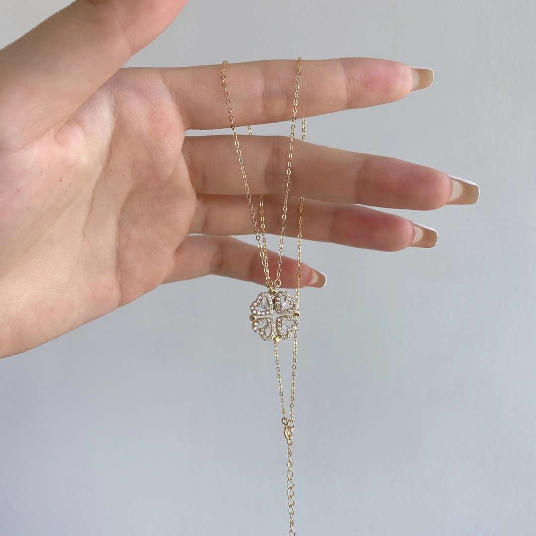 [Lumi Jewelry]Ornate Heart Cut Flower Shape Necklace
