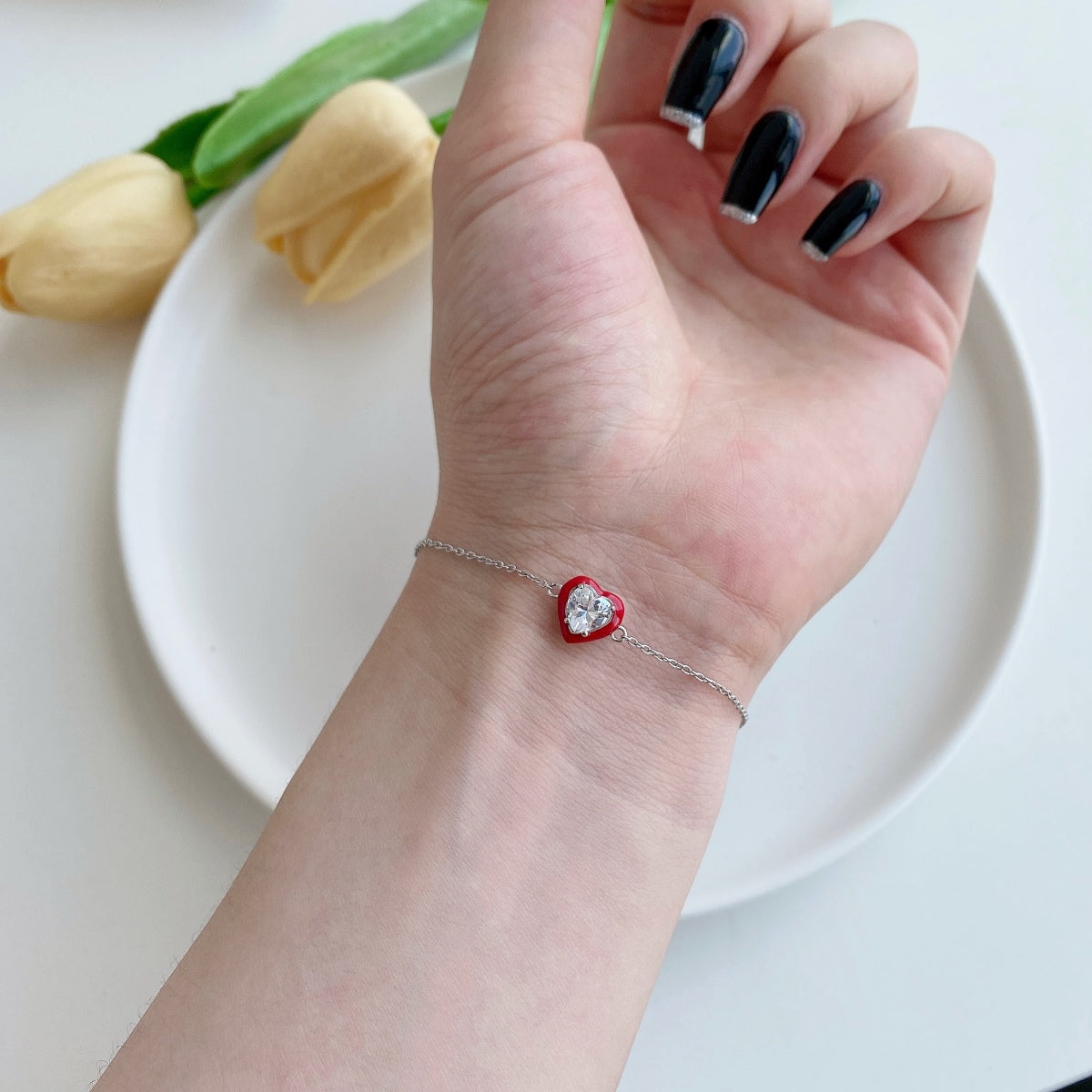 [Lumi Jewelry]Sparkling Romantic Heart Shape Lover Bracelet