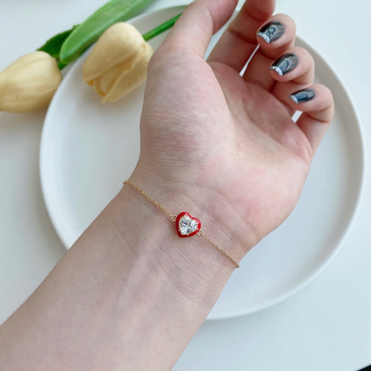[Lumi Jewelry]Sparkling Romantic Heart Shape Lover Bracelet