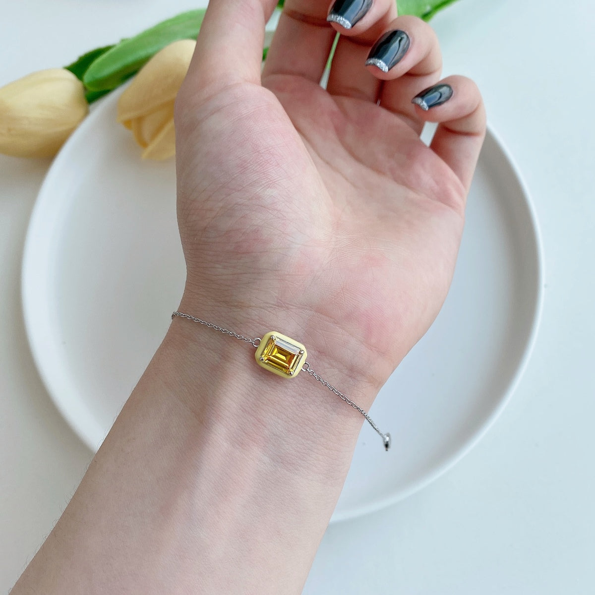 [Lumi Jewelry]2.0 Carat Sparkling Colorful Emerald Cut Daily Bracelet