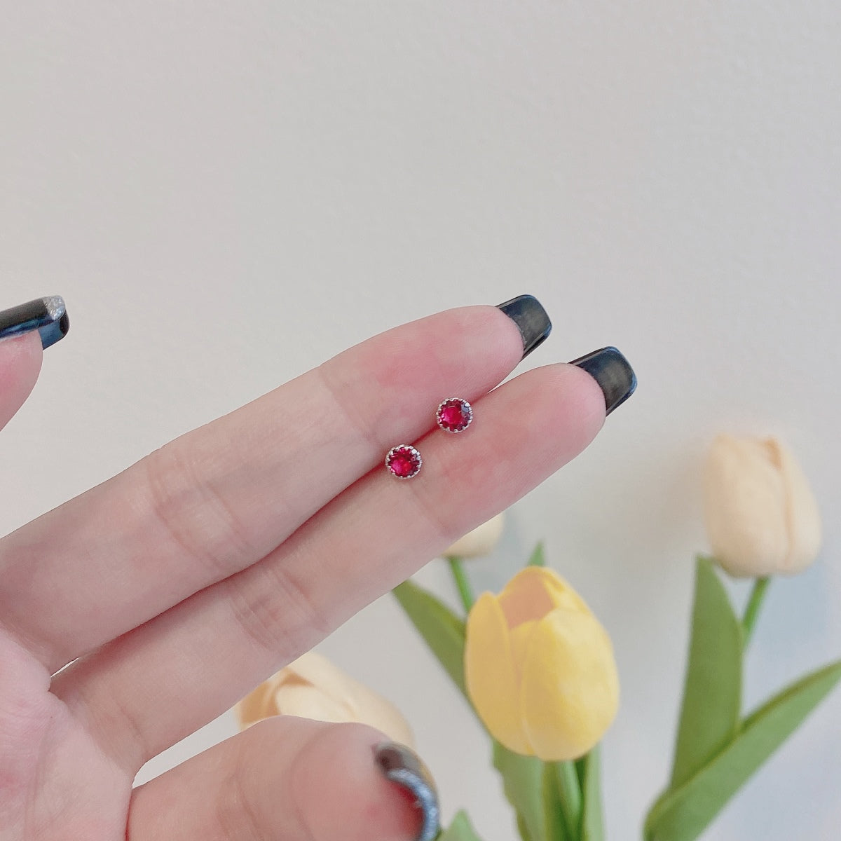[Lumi Jewelry]Sparkling Colorful Round Shape Earrings