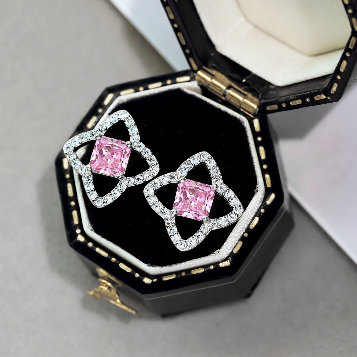 [Lumi Jewelry]Elegant Star Shape Princess Cut Daily Earrings