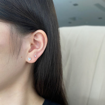 [Lumi Jewelry]Sparkling Heart Shaped Simple Earrings