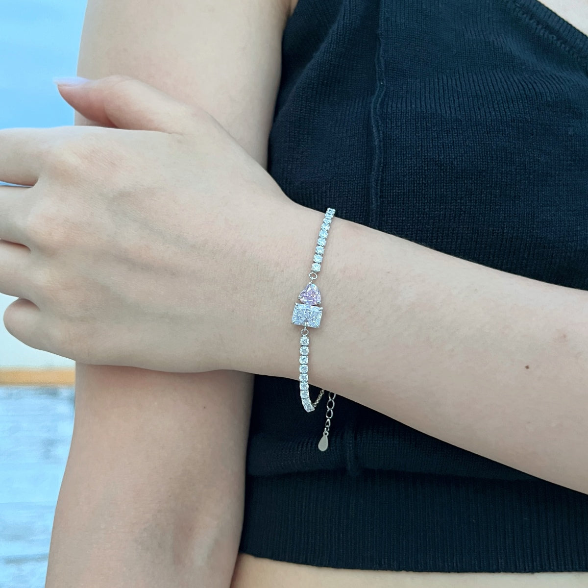 [Lumi Jewelry]Dazzling Unique Multi Shape Lover Bracelet