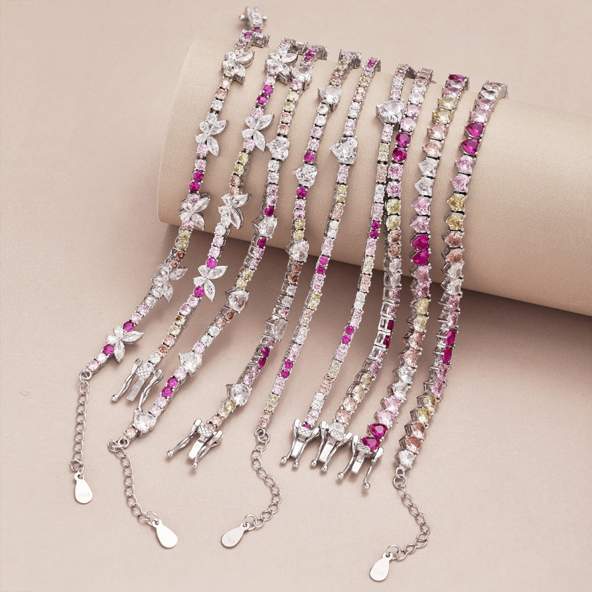 [Lumi Jewelry]Romantic Heart Shape Round Cut Lover Bracelet