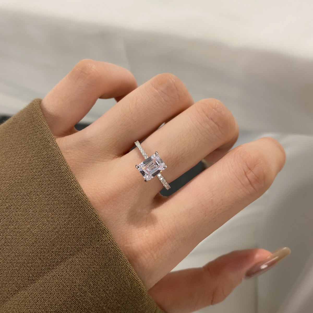 [Lumi Jewelry]2.0 Carat Scintillating Ornate Radiant Cut Party Ring