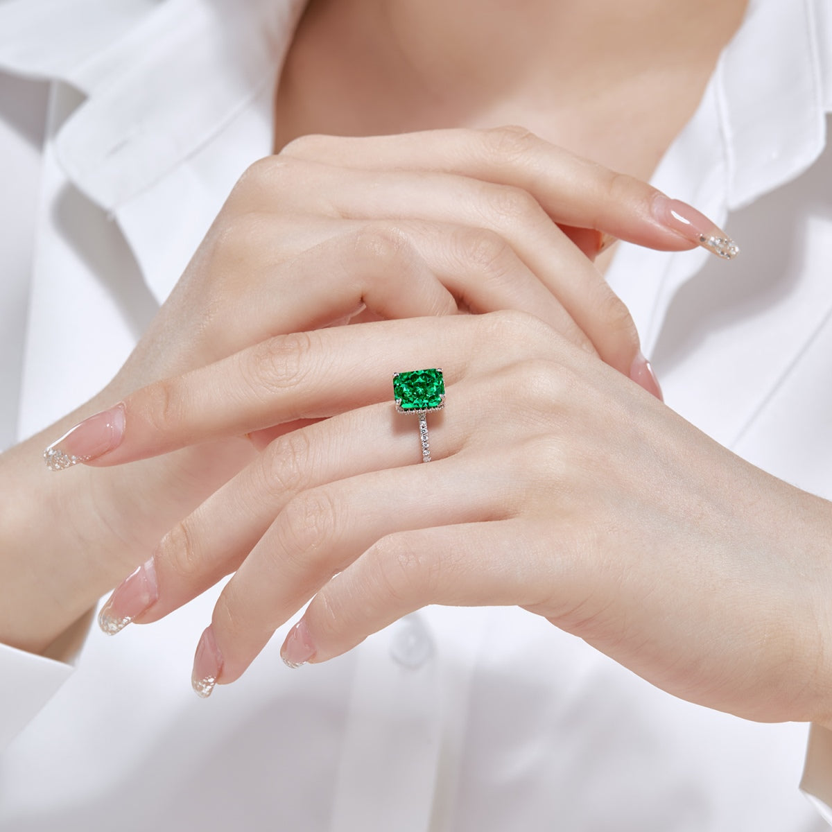 [Lumi Jewelry]4.0 Carat Luxurious Engagement Ring