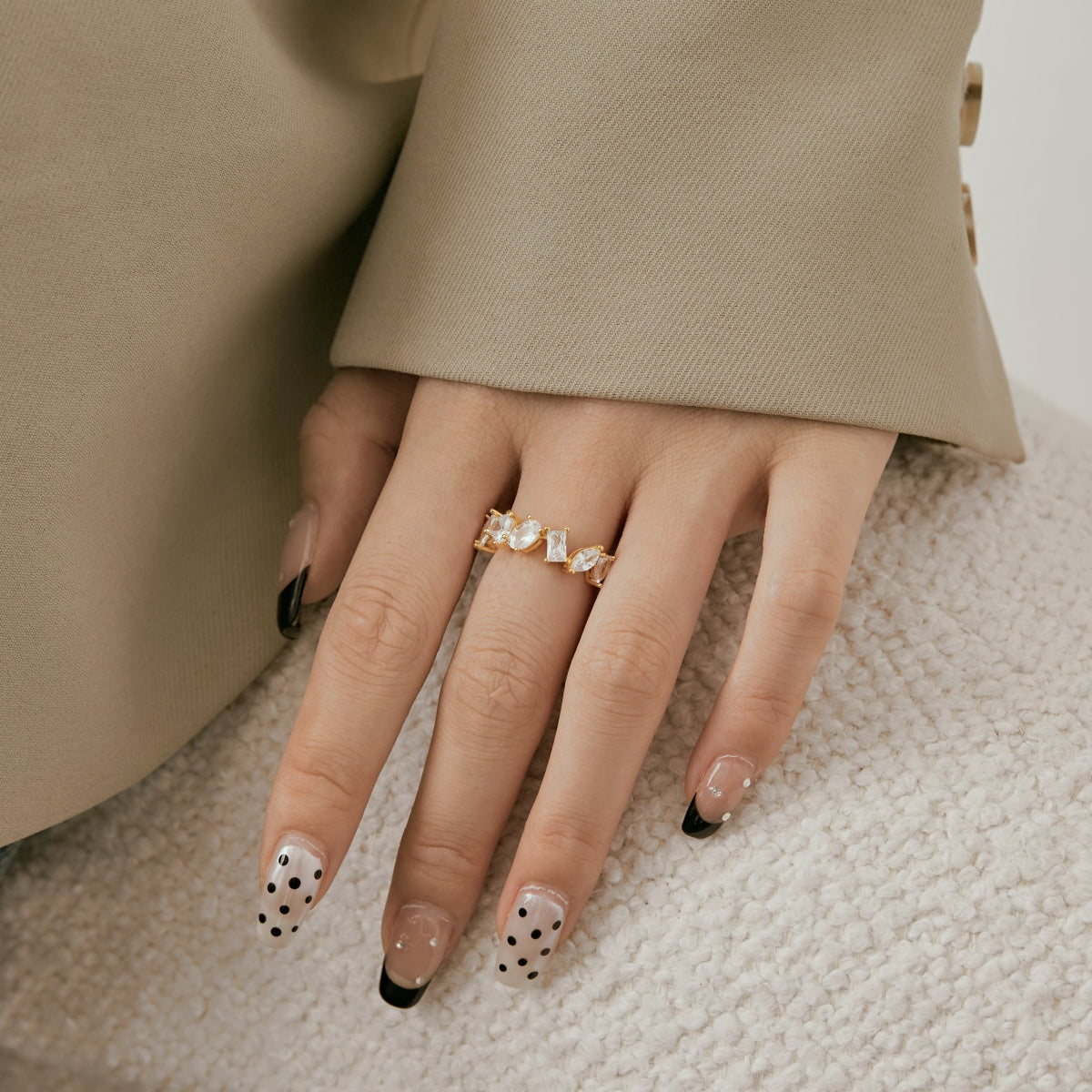 [Lumi Jewelry]Delicate Multi Cut Ring