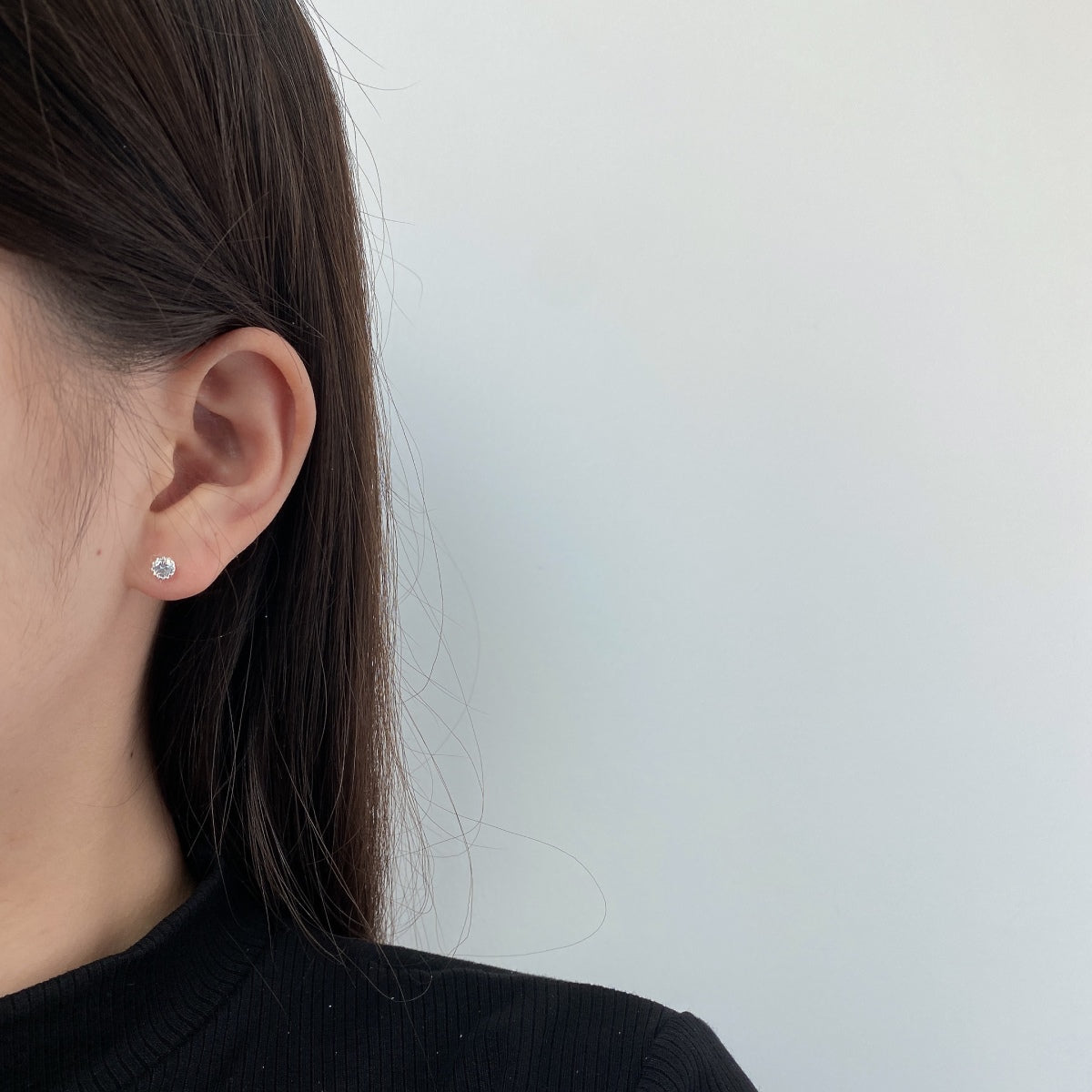 [Lumi Jewelry]Sparkling Colorful Round Shape Earrings