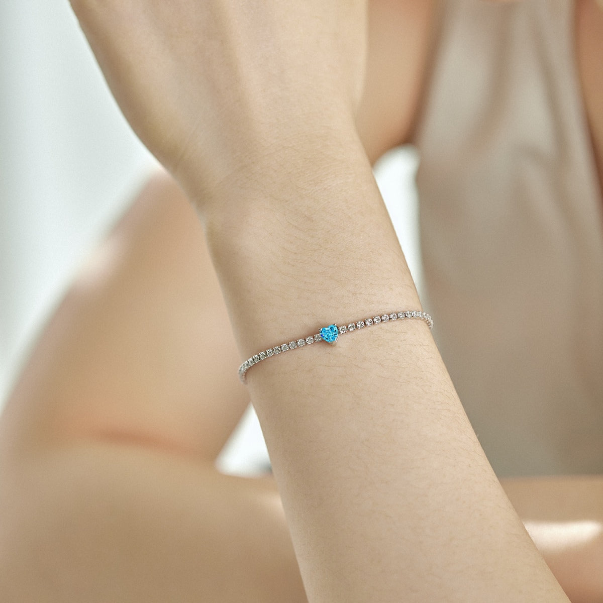 [Lumi Jewelry]0.5 Carat Elegant Romantic Heart Shape Lover Bracelet