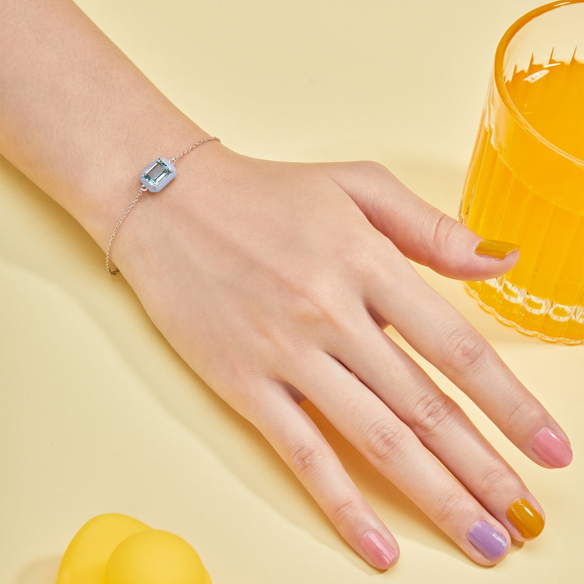 [Lumi Jewelry]2.0 Carat Sparkling Colorful Emerald Cut Daily Bracelet