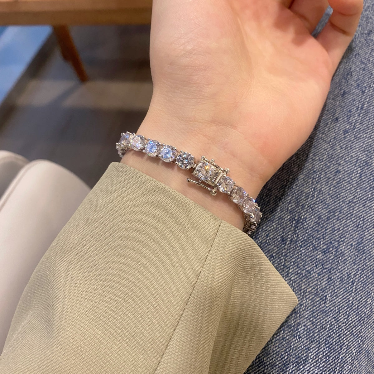 [Lumi Jewelry]0.75 Carat Dazzling Round Cut Wedding Bracelet