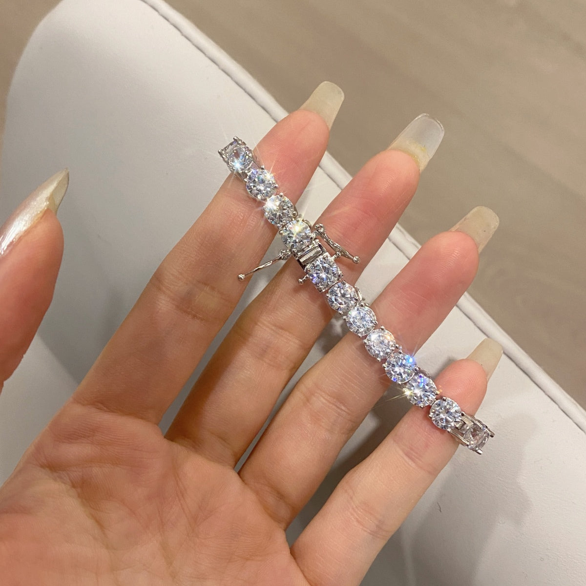 [Lumi Jewelry]Ornate Sparkling Round Cut Wedding Bracelet