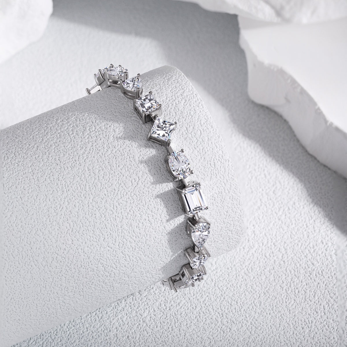 [Lumi Jewelry]Unique Exquisite Multi Cut Daily Bracelet